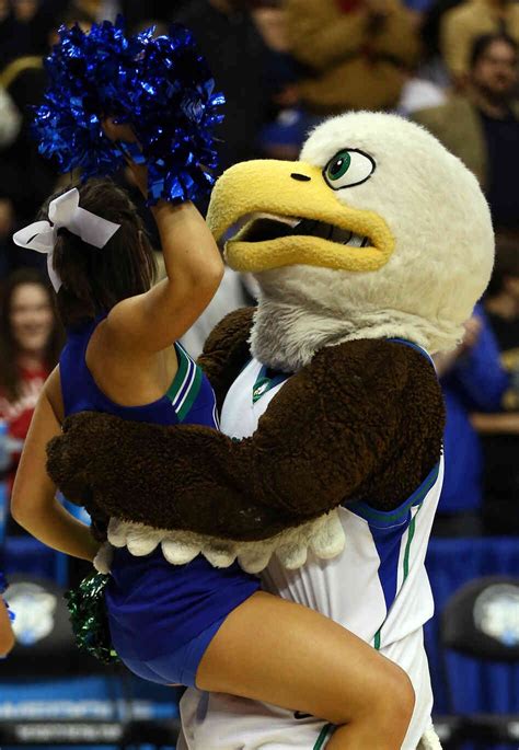 Florida Gulf Coast University: This Year's Cinderella Story In 10 Shots ...