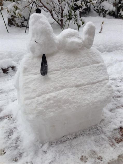 12 Amazing Snow Sculptures