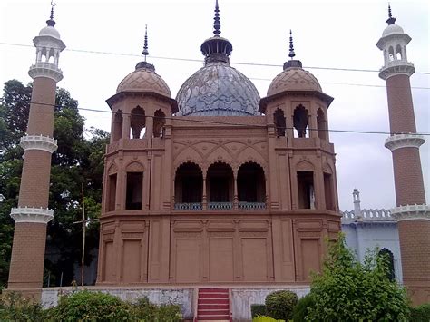 Chota Imambara Lucknow | Chota Imambara timings, history, images, best time