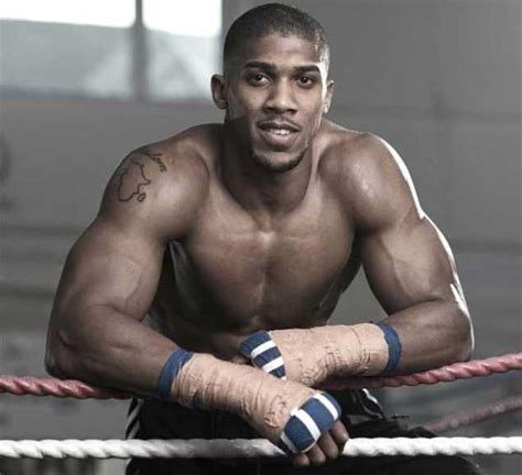 Anthony Joshua British Heavyweight Boxing Champion: Profile & Pics ...