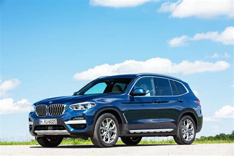 Is the BMW X3 xDrive30e hybrid the best product of the X3 family?