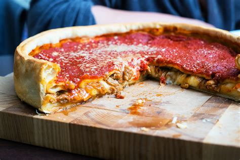 10 Best Places for Deep-Dish Pizzas in Chicago - Where to Find Chicago’s Iconic Dish and ...