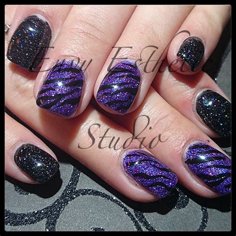 Black and purple Gel Nails, zebra nail art | Zebra nails, Red and silver nails, Zebra nail art