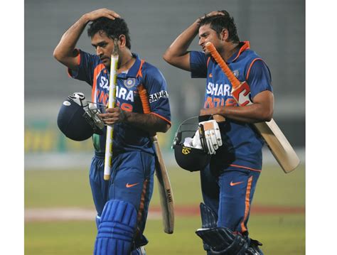 India's Raina follows Dhoni into retirement | The Peninsula Qatar