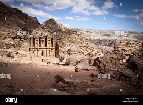 Al deir architecture hi-res stock photography and images - Alamy