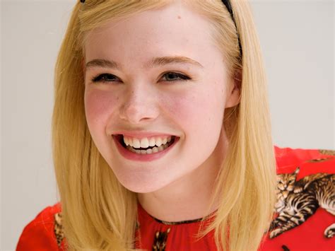 Dakota Fanning Teeth