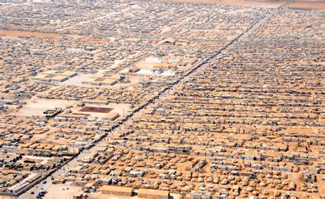 Syrian Refugee Camp Becoming Impromptu City | ArchDaily