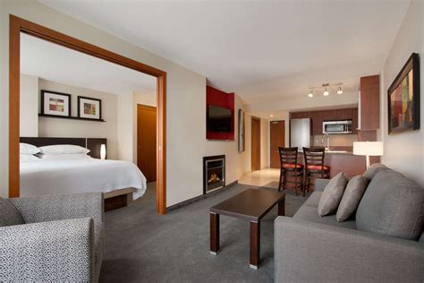 Embassy Suites by Hilton Montreal, Montreal QC | Ourbis