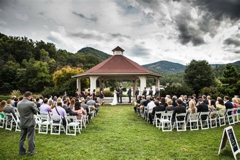 1927 Lake Lure Inn and Spa - The Knot