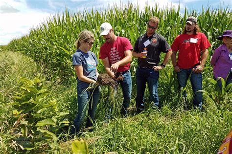 A first of its kind: Master's in Agronomy program marks 25th ...