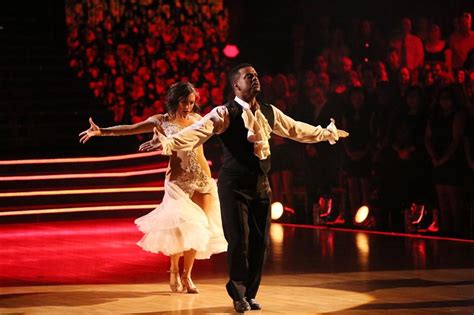 "DWTS" recap: Alfonso Ribeiro dominates the dance floor - CBS News