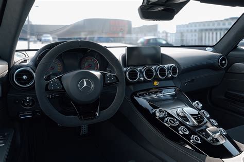 Mercedes-Benz AMG GT R | CGI INTERIOR :: Behance