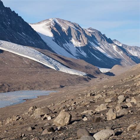 McMurdo Dry Valleys of Antarctica: The Driest Place on Earth | Amusing Planet