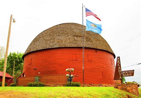 The Round Barn Arcadia Oklahoma Photograph by Deborah Smolinske