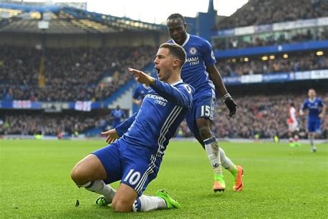 Hazards Brilliant Brace: Chelsea Edge Past Arsenal 2-1