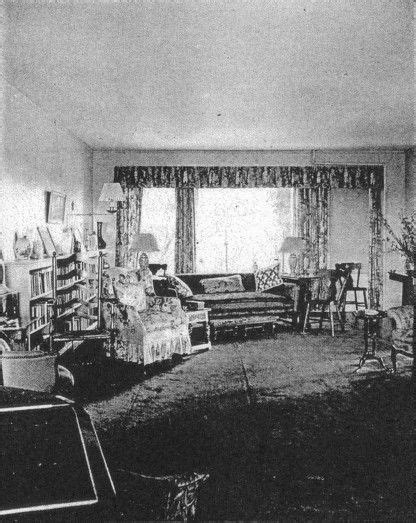 Very rare interior photo of the Grey Gardens living room - in the 1930 ...