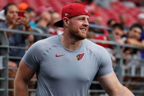 JJ Watt Workout Photo Goes Viral: Fans React - The Spun