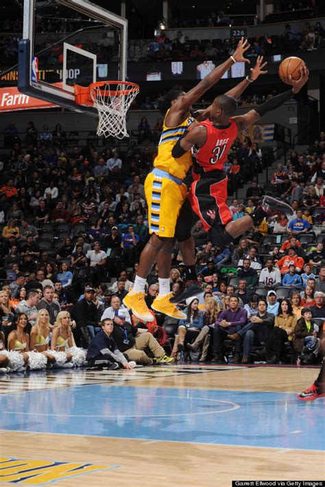 Terrence Ross Tamed The Manimal With This Ferocious Dunk (VIDEO) | HuffPost