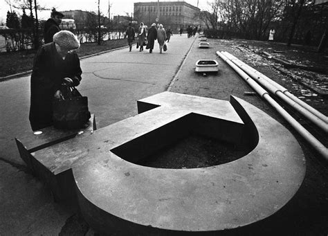 The Fall of the Soviet Union in Rare Pictures, 1991 - Rare Historical ...