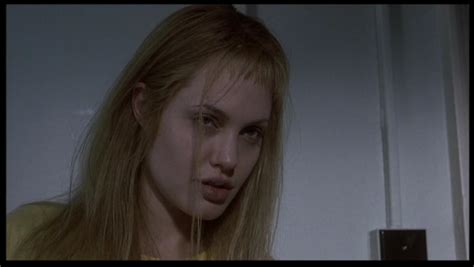 Angelina Jolie as Lisa Rowe in 'Girl, Interrupted' - Angelina Jolie ...