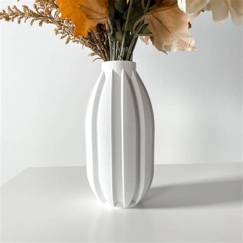 The Akin Vase, Modern and Unique Home Decor for Dried and Preserved ...