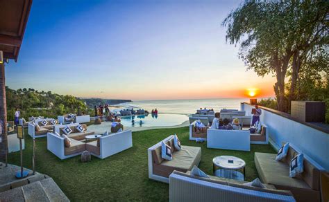 Top 8 Themed Restaurants of Bali That Let you Dine with Gorgeous Views | SAGMart