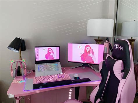 35 Best Looking Pink Gaming Setup for Gamer Girls - GPCD