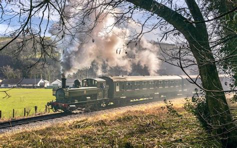 Gwili Railway | Vintage Steam Train Rides at Carmarthen, Wales