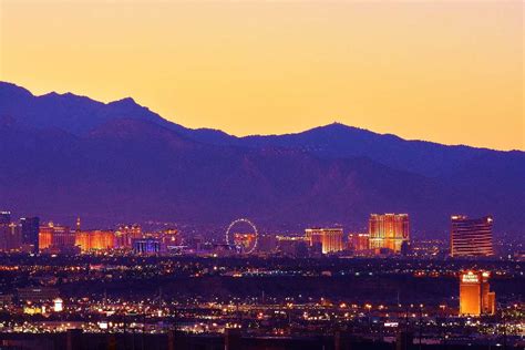 Sunset in Las Vegas | 12 Places to Catch the Sunset From