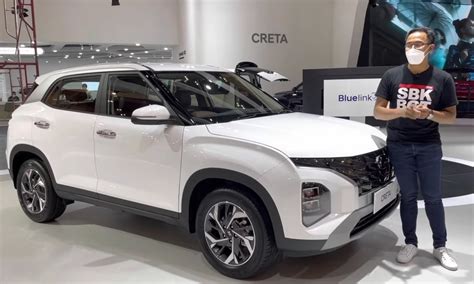 2022 Hyundai Creta Facelift Showcased In Detail - Walkaround Video