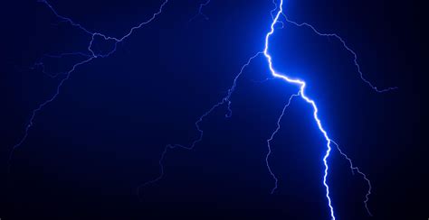 4K HD Lightning Wallpapers - Top Free 4K HD Lightning Backgrounds ...