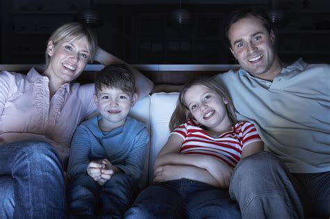 Family Movie Nights Can Be a Great Experience - Funender.com