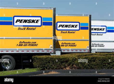 Penske rental truck hi-res stock photography and images - Alamy