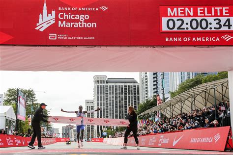 Kelvin Kiptum Shatters World Record at 45th Running of the Bank of America Chicago Marathon ...