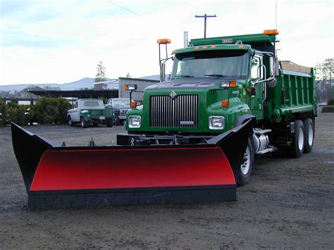 Front Snow Plows For Trucks – Henke