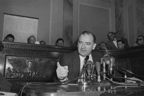 Biography of Joseph McCarthy, Controversial Senator