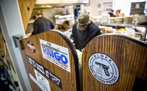 Shooters Grill: A Gun Themed Restaurant in Colorado | Amusing Planet