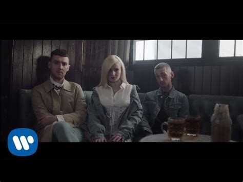 Clean Bandit - Rockabye (feat. Sean Paul & Anne-Marie) Chords - Chordify