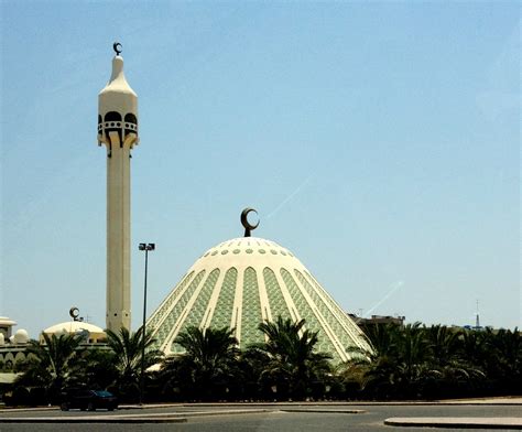 MOSQUE--MASJID: MOSQUE FATIMA IN KUWAIT