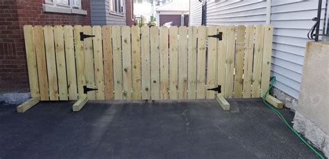 Diy driveway fence for renters. No drilling into ground. Portable fence | Diy driveway, Portable ...