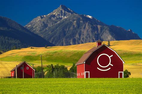 Red Barn with Eagle Cap Wilderness Mountain in Background,… | Flickr