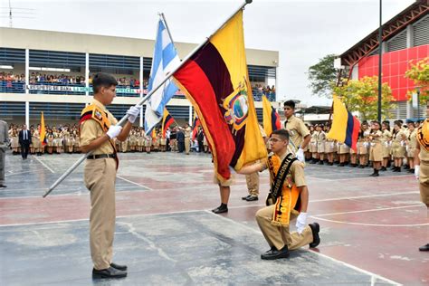 Conoce los lineamientos para el juramento de bandera en Ecuador