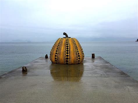 Can You See the Naoshima Pumpkin 'Art Island' in One Day? - Differentville