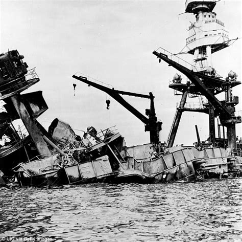 US Navy hospital ship crashes into USS Arizona Memorial in Pearl Harbor ...