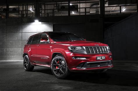 Download SUV Car Jeep Vehicle Jeep Grand Cherokee 4k Ultra HD Wallpaper