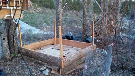 Wood for Food ~ Gardening with the Slow Burn of Rotting Wood: Potato Tower