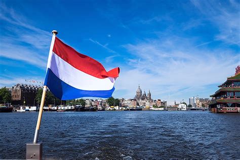 What Do the Colors and Symbols of the Flag of the Netherlands Mean? - WorldAtlas.com