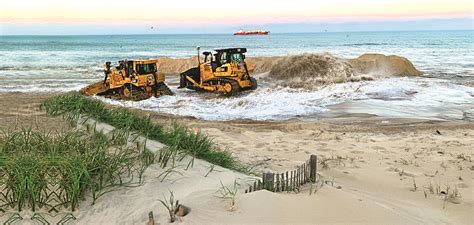 Colleagues Publish “A Century of U.S. Beach Nourishment”