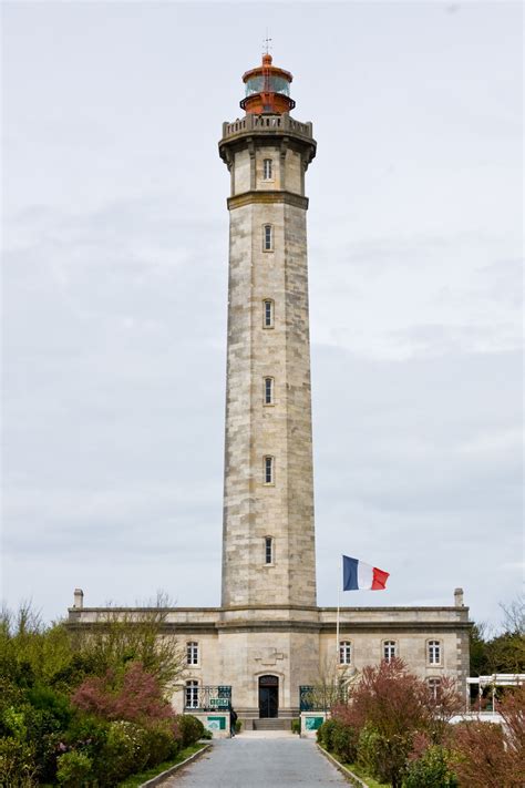 IleDeRe-PhareDesBaleines | Phare des baleines, Phare, Architecture