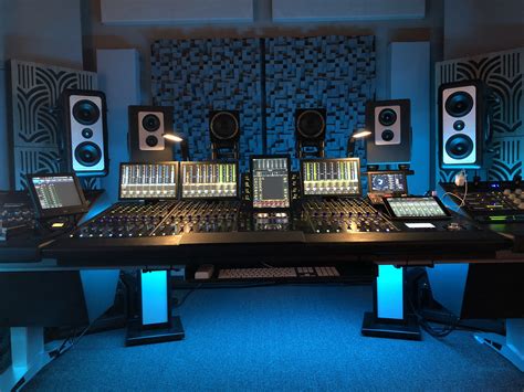 The 5 Home Recording Studio Equipment List 2021 - instroreview.com ...